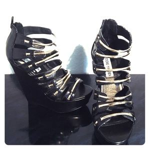 Steve Madden wedges